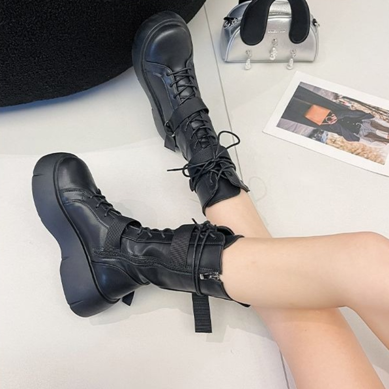 Street Fashion Trends 2025 - Black Lace-up Platform Leather Half High