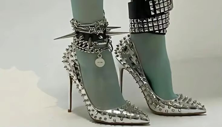 Luxury Pointed Toe Rivets Buck - Street Fashion Luxury 评论和价格