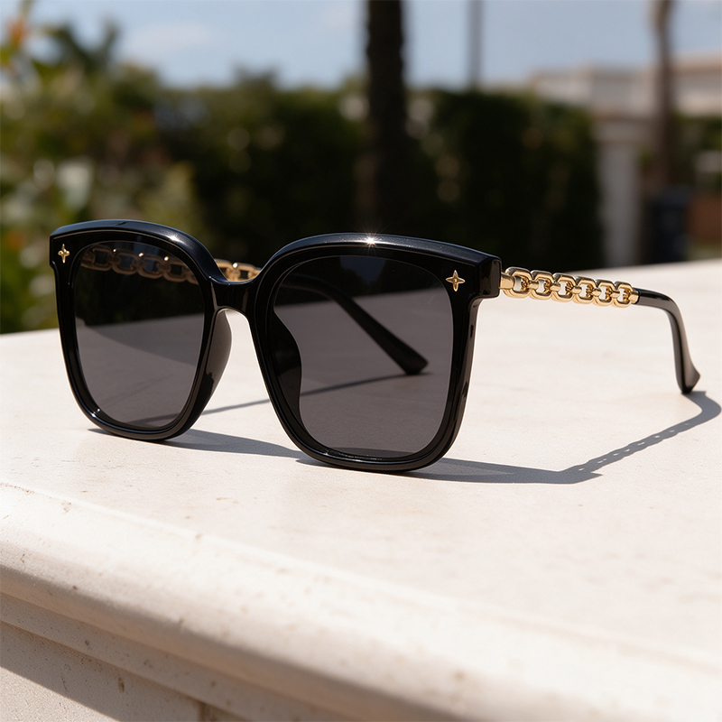 Women's Square Sunglasses, Tre - Street Fashion Shoot 评论和价格