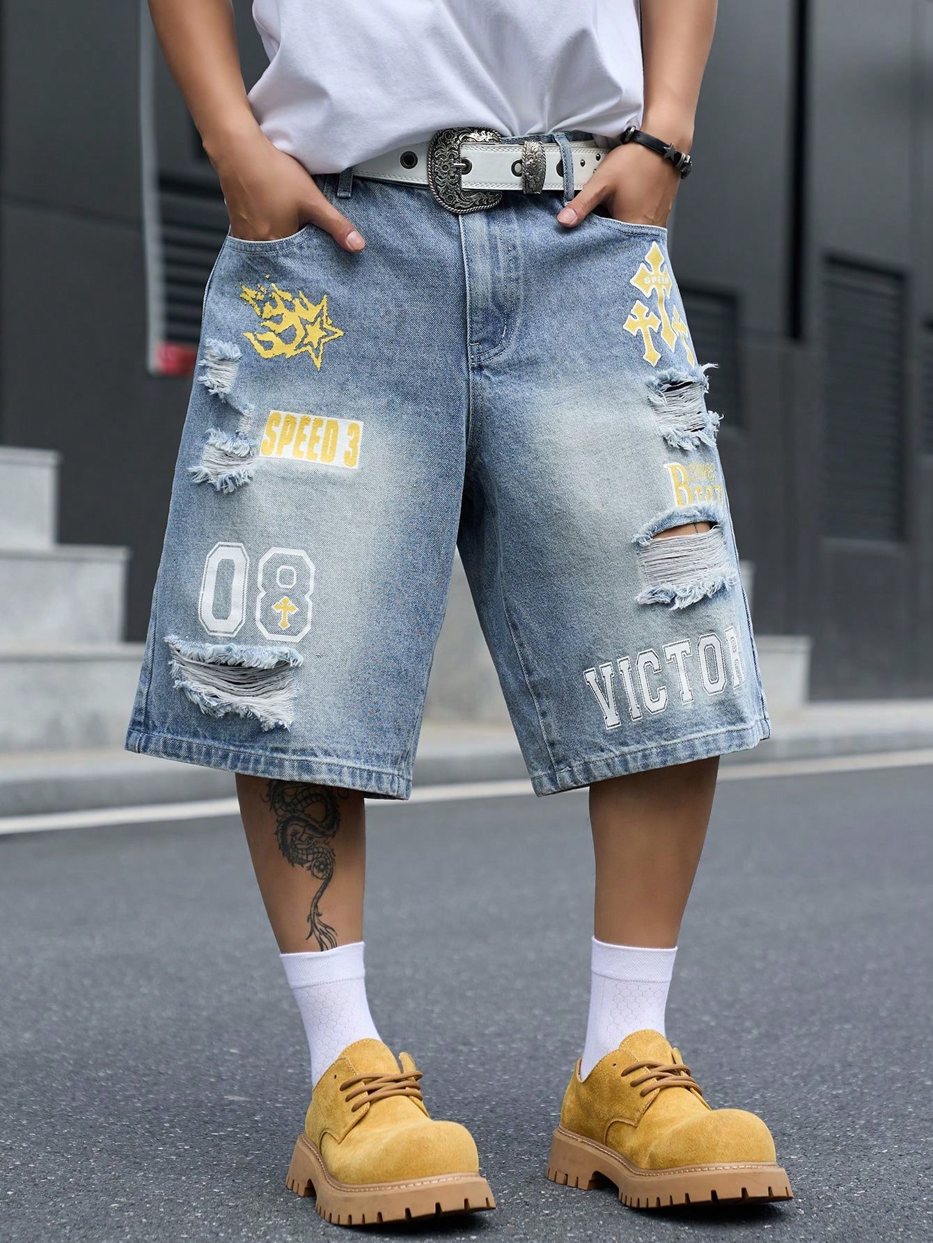 Men's Loose Fit Denim Bermuda  - Distressed Jean Rip 评论和价格